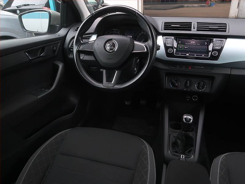 Škoda Fabia (2018) 1.0 TSI, ČR,1.maj, Tempomat - fotka 7 z 15