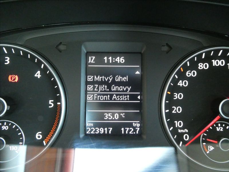 Volkswagen Sharan 2,0 TDi 110kW webasto, 2x kola - fotka 39 z 50