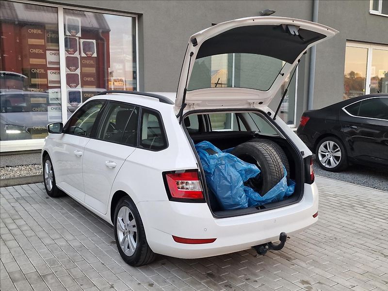 Škoda Fabia 1.0 TSI 70kW Combi Tour,1.Maj - fotka 38 z 47