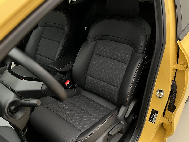 MG MG3 EXCLUSIVE HYBRID+ AUT CZ 1.maj - fotka 16 z 39