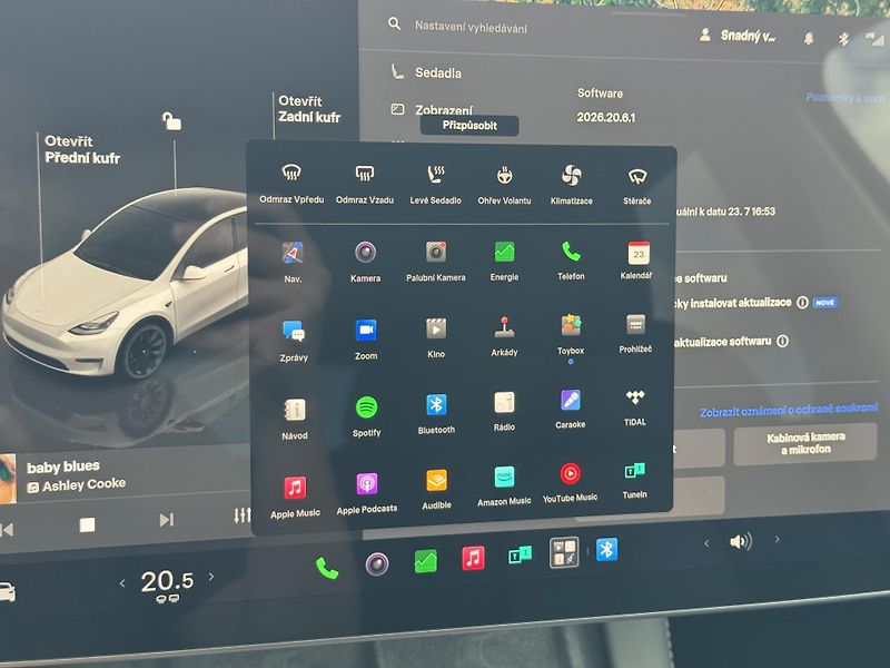 Tesla Model Y Long Range AWD Tažné SoH 93% - fotka 21 z 29