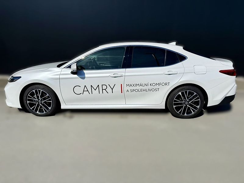 Toyota Camry Executive - fotka 2 z 8
