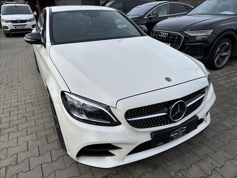 Mercedes-Benz Třídy C 180 AMG,Aut. multibeam - fotka 3 z 31