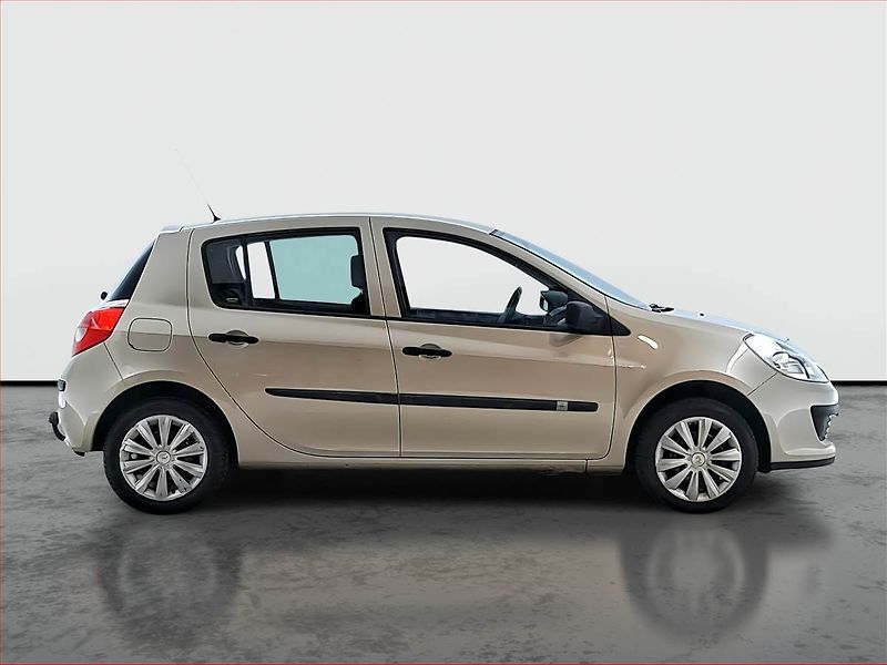 Renault Clio (2007) 1.2 16V , Serv.kniha - fotka 6 z 14