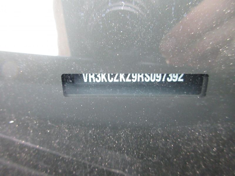 Peugeot 5008 GT Elektromotor 157 kW / 210 k - fotka 27 z 27