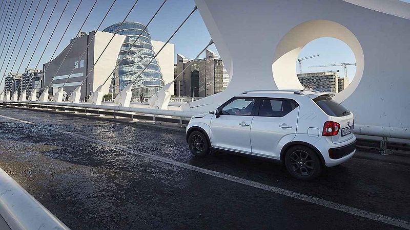 Suzuki Ignis.