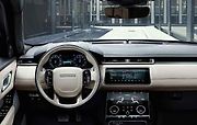 Range Rover Velar.