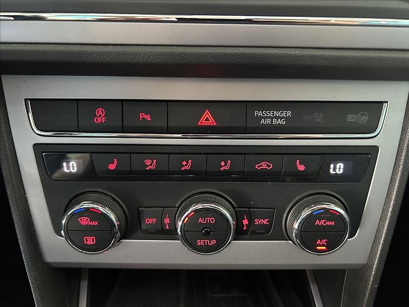 Seat Leon 1,5   TSI,SERVISKA,XCELLENCE - fotka 18 z 27