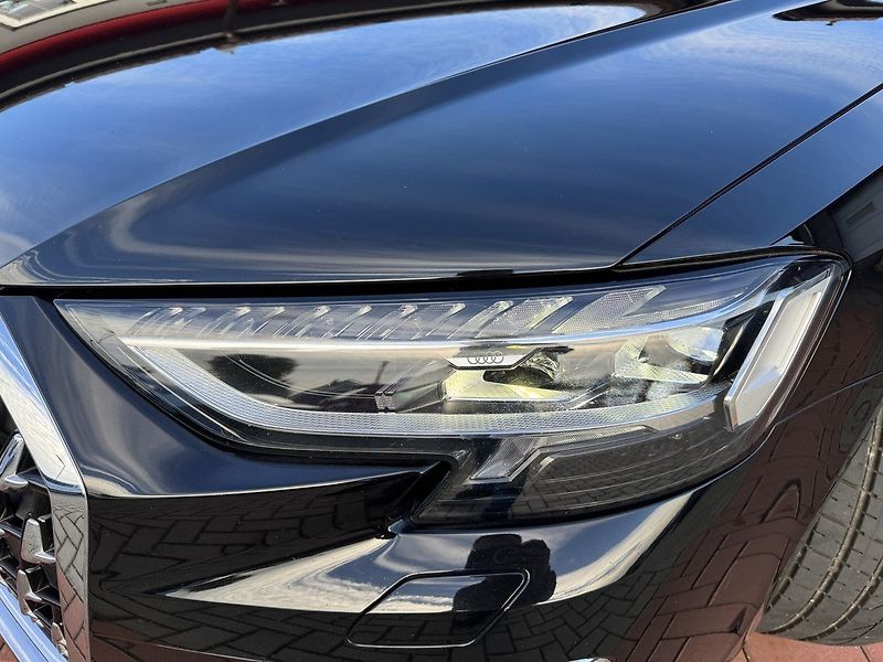 Audi A8 (2022) 55TSFi Martix Vzduch B&O - fotka 36 z 49