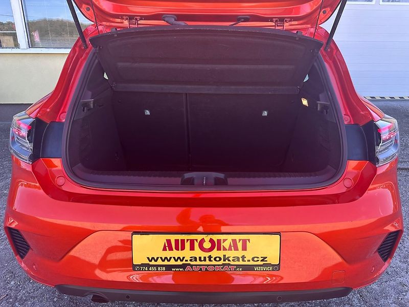 Renault Clio (2024) 1.0 TCe/1MAJ/LED/TOP/NAVI - fotka 13 z 36