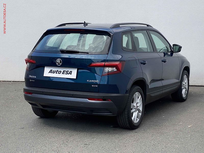 Škoda Karoq (2019) 2.0 TDi 4x4, 1.maj,ČR - fotka 4 z 17