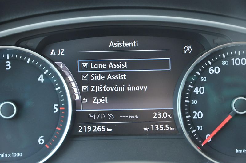 Volkswagen Touareg 3.0TDi 193kW 4x4 Automat - fotka 20 z 28
