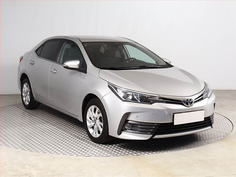 Toyota Corolla (2017) 1.6 Valvematic, Serv.kniha - fotografie inzerátu