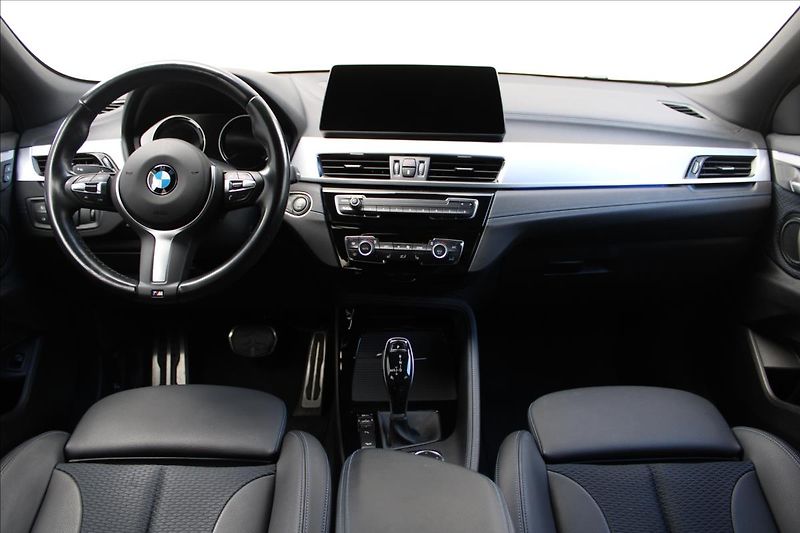 BMW X2 20d xDrive/M-Paket/TOP/CZ - fotka 19 z 40