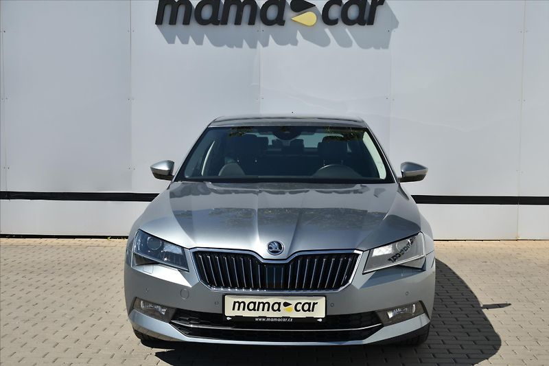 Škoda Superb 2.0 TDI 140kW DSG STYLE ČR - fotka 2 z 32