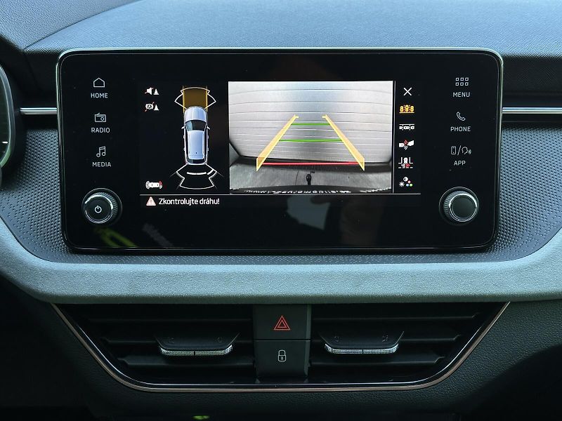 Škoda Kamiq 1.5TSi DSG 150PS LED V.Cockpit - fotka 29 z 35