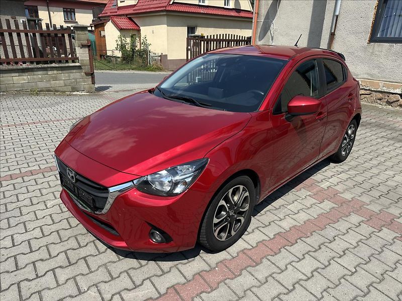 Mazda 2 1,5 - fotka 8 z 25