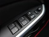 Suzuki Vitara (2017) Premium 1.6 VVT, 4X4, Automat - náhled 18