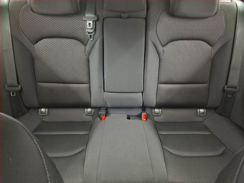Hyundai i30 (2017) 1.4 T-GDI, Serv.kniha, Navi - fotka 10 z 19