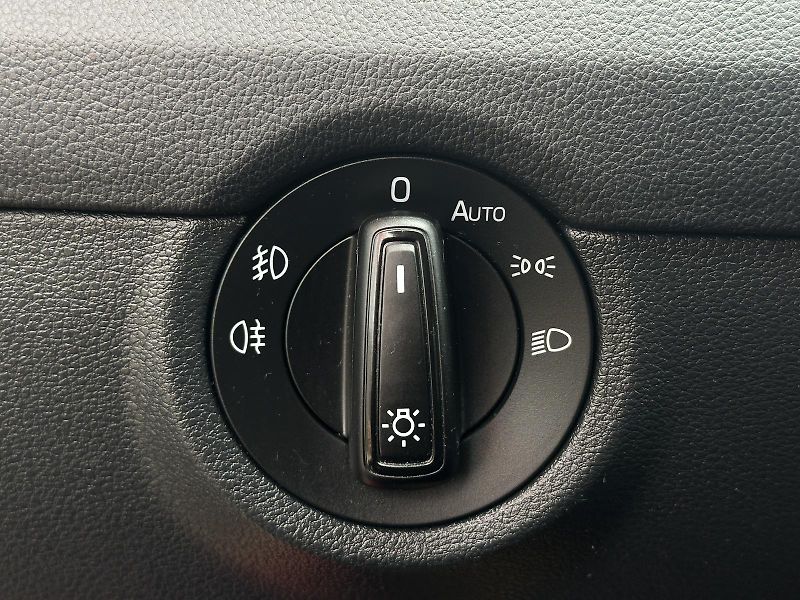 Škoda Octavia Combi 1.0TSi DSG Smartlink 2Z. - fotka 13 z 38