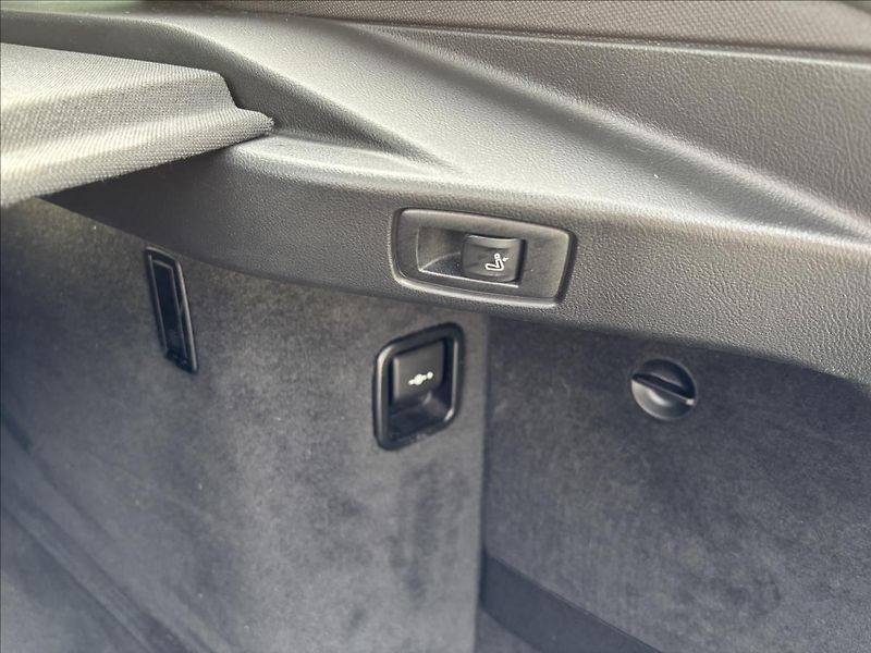 BMW Řada 6 3,0 GT xDrive 245kW DPH - fotka 16 z 57
