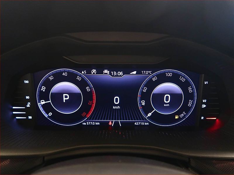 Škoda Kamiq (2019) 1.0 TSI, Automat, Navi - fotka 11 z 18