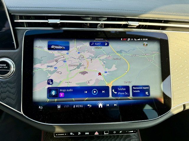Mercedes-Benz Třídy E (2025) 300 de 4MATIC kombi s EQ - fotka 30 z 46