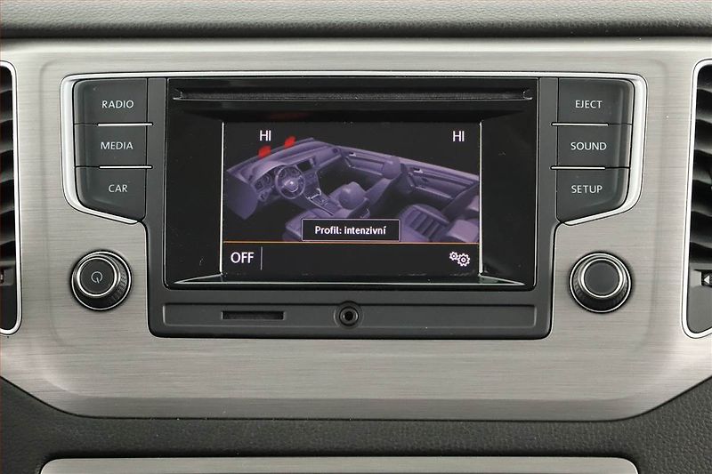 Volkswagen Golf Sportsvan (2014) 1.2 TSI, Tempomat - fotka 11 z 13