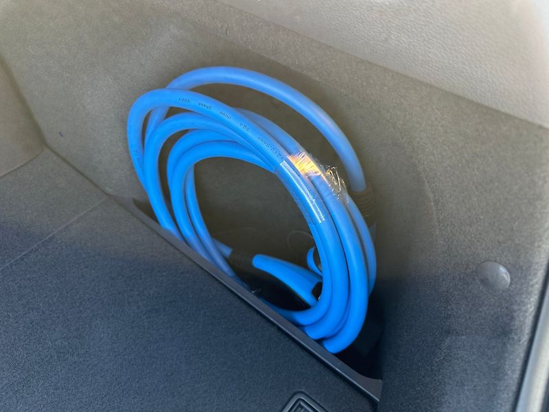 Hyundai IONIQ (2022) 38,3 kWh Level 5 SoH 100% - fotka 13 z 26