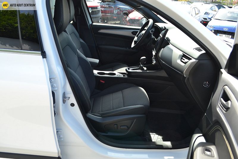 Renault Arkana Techno mild hybrid 140 EDC - fotka 10 z 49