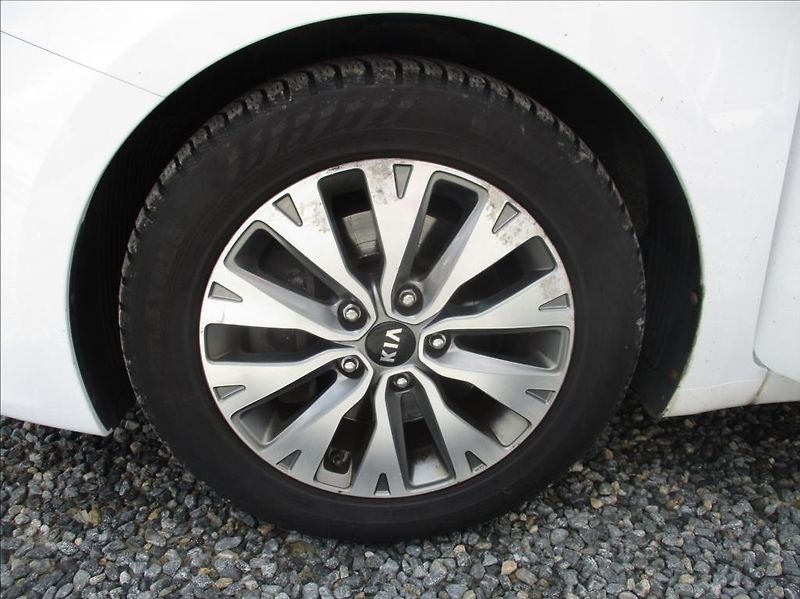 Kia Ceed 1,6 CRDi, klima,servis,DPH,CZ, - fotka 33 z 40