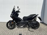 Aprilia (2026) SR GT 400 EU5+ - náhled 6