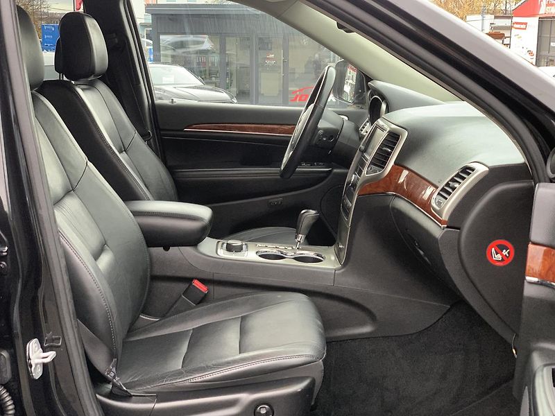 Jeep Grand Cherokee 3.0 CRD LIMITED AUTOMAT KŮŽE - fotka 39 z 52