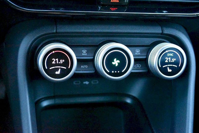 Škoda Kodiaq (2026) Selection 1.5 TSI 110kW DSG - fotka 14 z 24