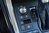 Lexus NX 300h 2.5 145kW 4WD PRESTIGE ČR - náhled 28