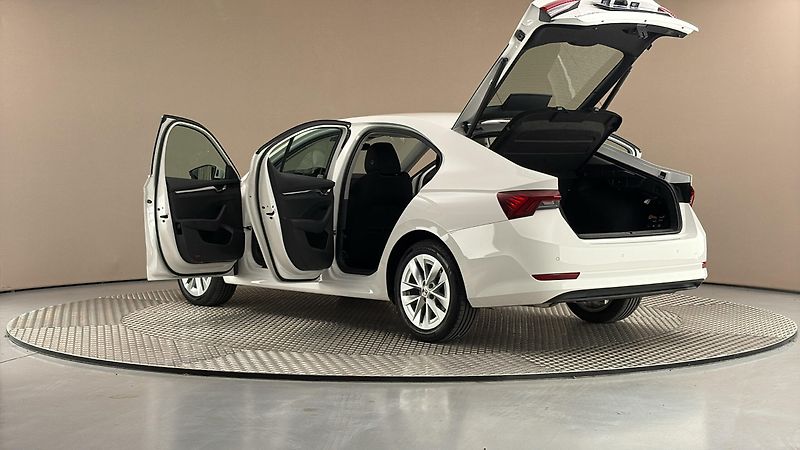Škoda Octavia 1.5 TSI E-Tec DSG Style - fotka 7 z 26