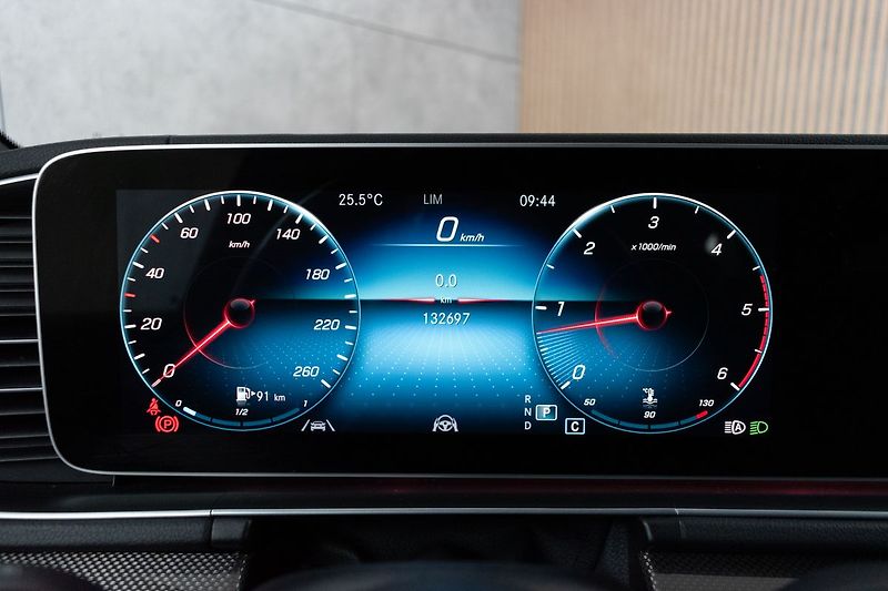 Mercedes-Benz GLS 400d AMG*TAŽNÉ*ZÁRUKA*DPH*ČR - fotka 23 z 52