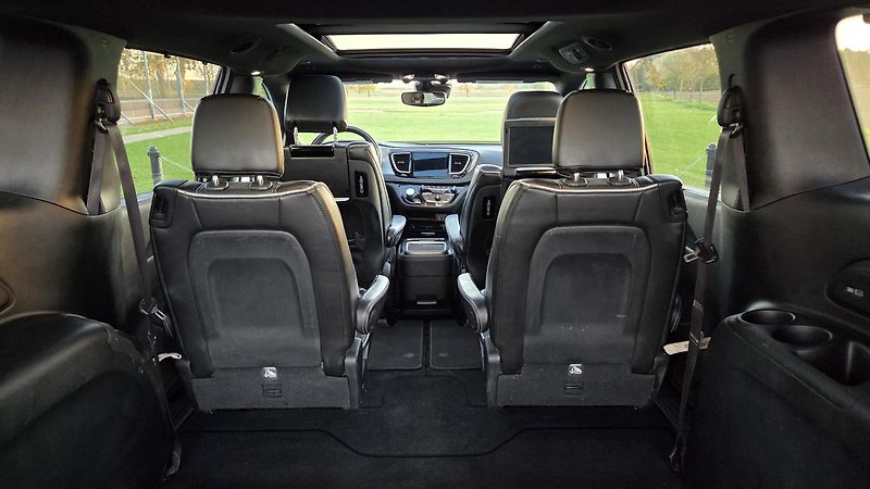 Chrysler Pacifica 3,6L 211 kW,Limited 7 míst,LPG - fotka 37 z 48