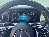 Mercedes-Benz Třídy E AVANTGARDE 220d 4MATIC - náhled 11