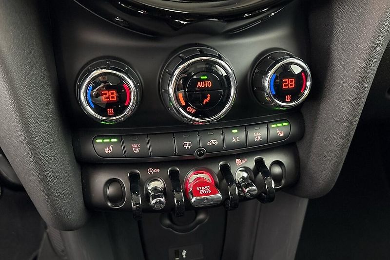 Mini Cooper One 3dvéř. - fotka 16 z 20