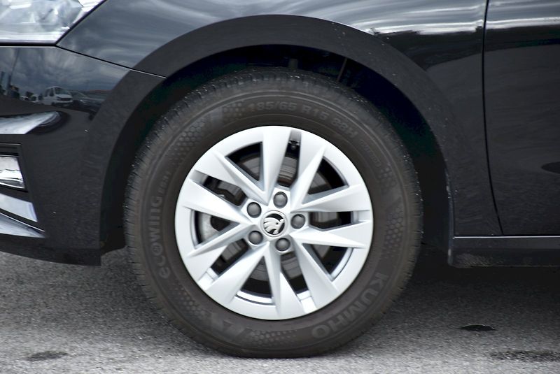 Škoda Fabia (2024) Top Selection 1.0 TSI 85kW - fotka 30 z 32