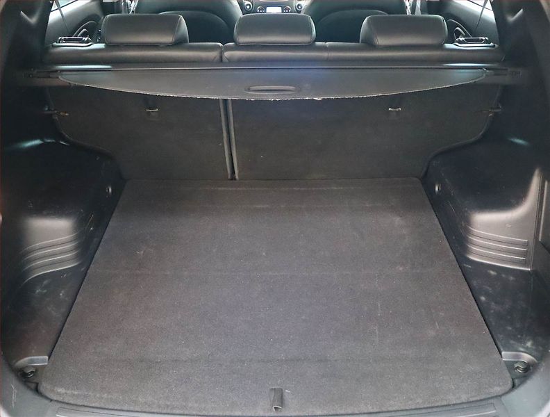 Hyundai ix35 (2013) 2.0 CRDi, 4X4, Xenony - fotka 13 z 18