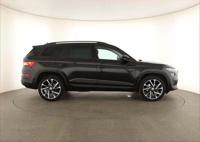 Škoda Kodiaq (2021) 2.0 TDI - fotka 6 z 16