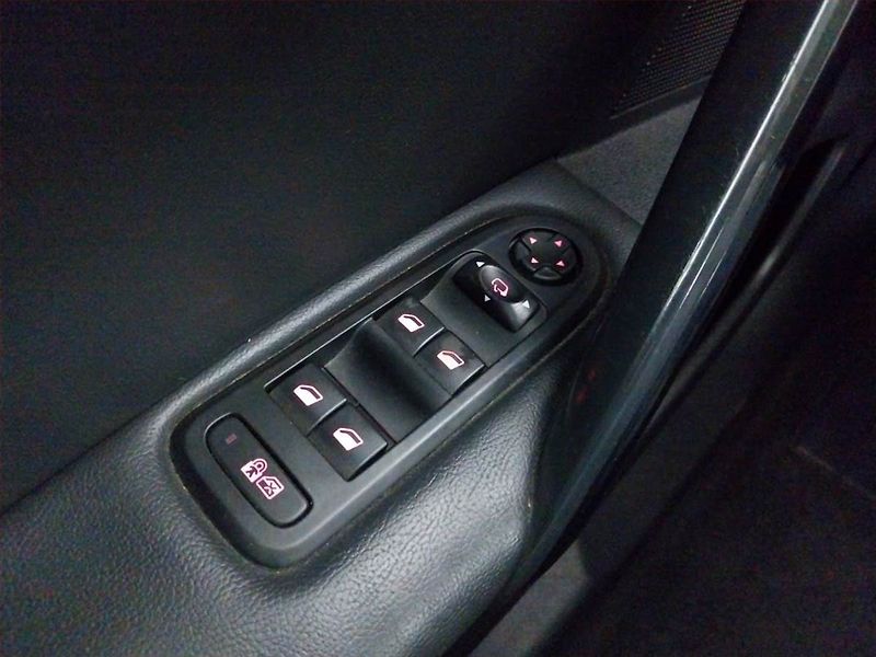 Peugeot 508 (2014) 2.2 HDi, Automat, Serv.kniha - fotka 18 z 21