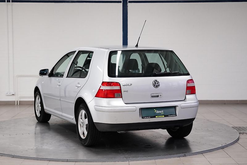 Volkswagen Golf - fotka 2 z 6