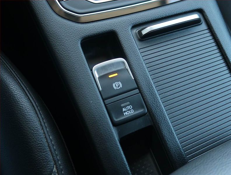 Volkswagen Arteon (2019) Elegance 2.0 TSI - fotka 18 z 24