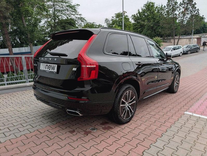 Volvo XC90 (2020) T8 Recharge 7 míst DPH - fotka 16 z 16