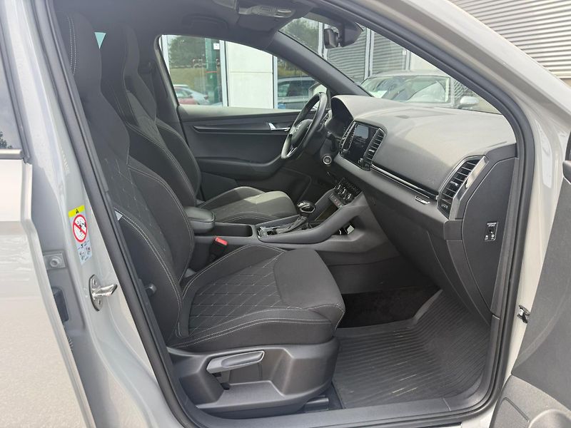 Škoda Karoq Sportline 1.5 TSI 110kw DSG - fotka 8 z 25