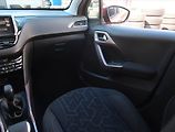 Peugeot 2008 (2016) Active 1.2 PureTech - náhled 8