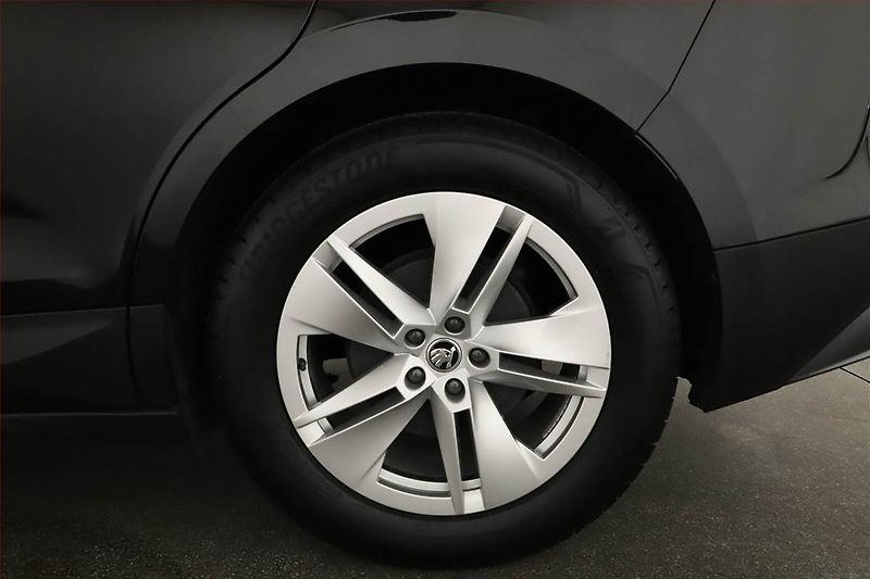 Škoda Enyaq (2022) iV 80 (82 kWh), SoH 97% - fotka 12 z 19